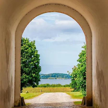 Hotel Lundsgaard Gods 3*