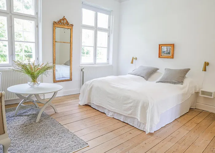 Lundsgaard Gods Hotel